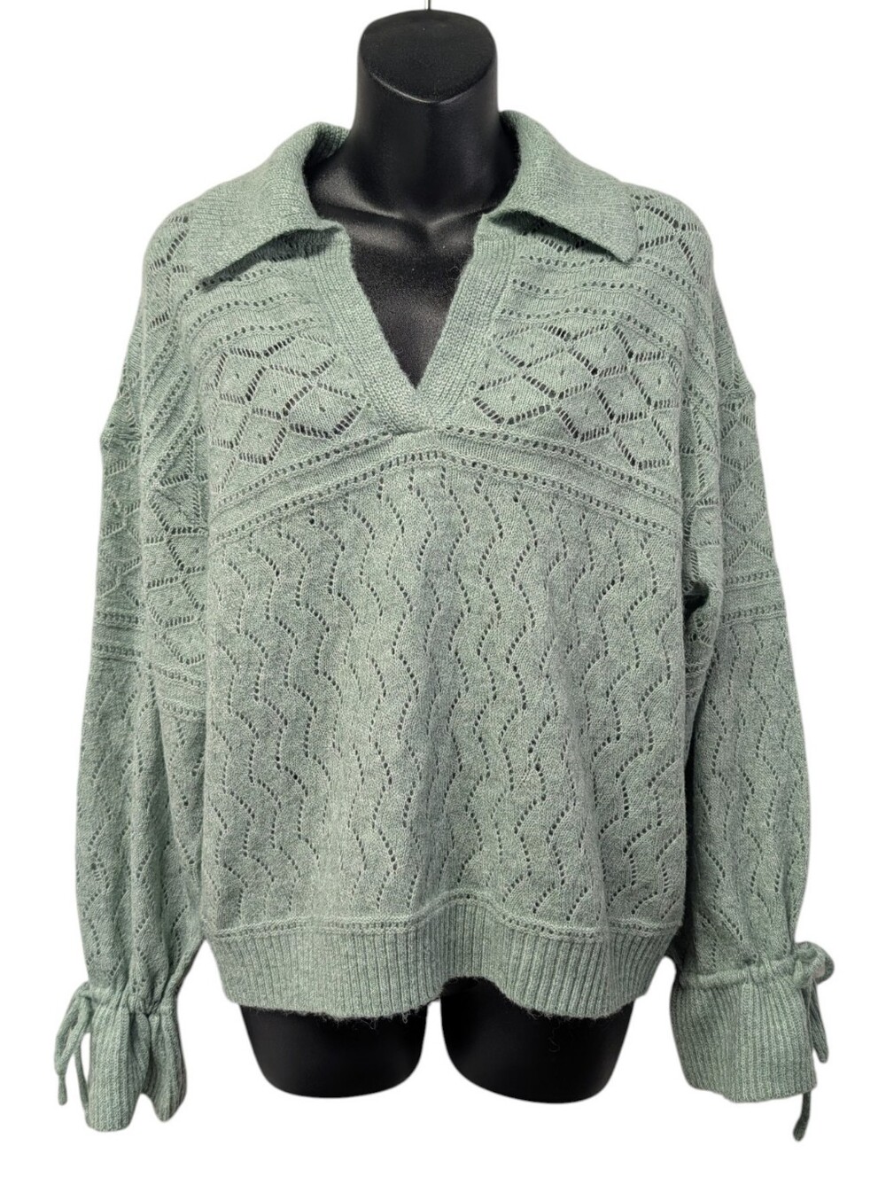 Democracy Women's Size M Sage Green Collared Open Knit Sweater Tie Cuffs